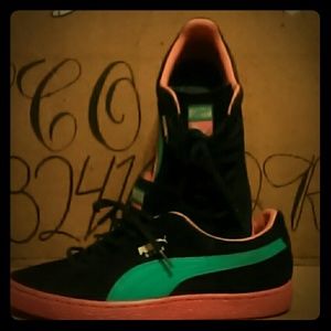 Pumas shoes